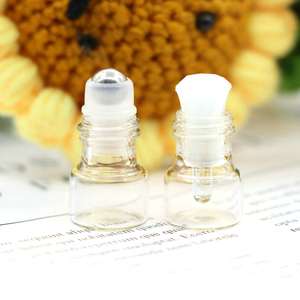 1ml 2ml Mini şeffaf Amber cam Roll -on şişe cam rulo top kozmetik parfüm uçucu yağ örnek şişeler