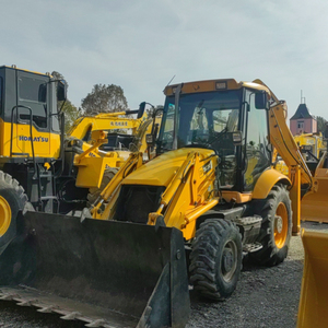 JCB 3CX: donde la potencia de carga se encuentra con la destreza de excavación en una sola máquina. - Product Image 6