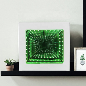 J & R Rgb Kleurveranderende Led Licht Vierkante Spiegellamp Nieuwigheid Infinity Wandlamp Voor Woonkamer - Product Image 5