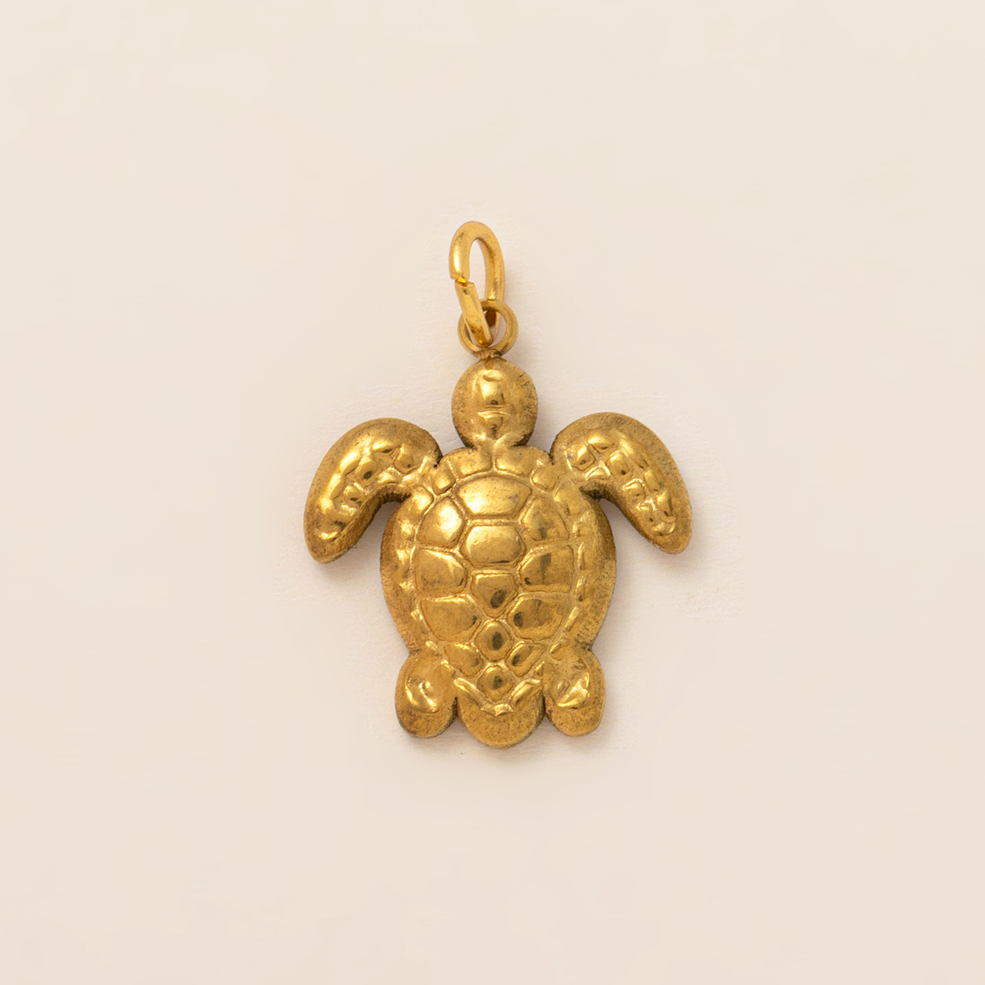 Sea Turtle Gold Pendant