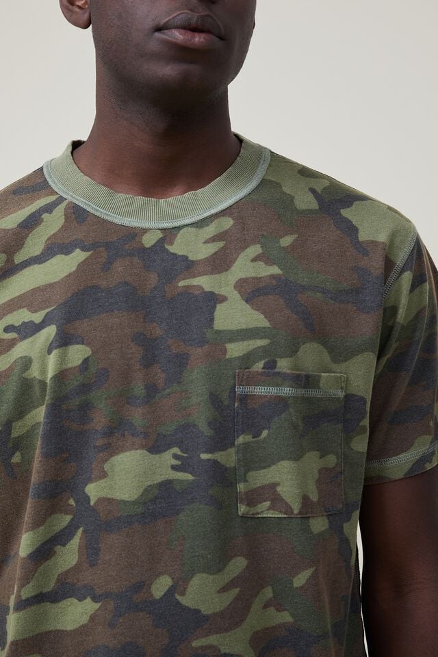 Camouflage t-shirt
