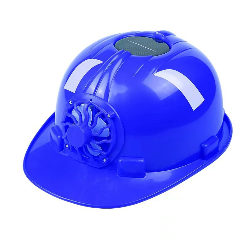 La gorra de seguridad azul tiene un ventilador.