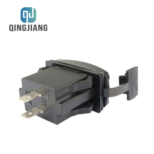 双端口防水USB扩展插座DC 12V 3.1A面板安装，带ABS 2个交流插座和2个USB a端口Wifi兼容 - Product Image 3