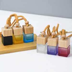 High Quality Small <strong>5</strong> <strong>ml</strong> 8 <strong>ml</strong> 10 <strong>ml</strong> Square Glass Car <strong>Perfume</strong> Bottle Pendant 8ml <strong>Perfume</strong> Empty Hanging Car Diffuser Bottle - Product Image 1