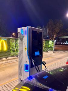 New 180kW Electric Car Charging Station 120kW Public Fast EV Charger CCS2 Fleet Charging CPO DC Fleet Charging <strong>Output</strong> 320kW - Product Image 2