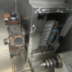 Mandril hidráulico de alta precisión HTC4050 C eje Y cama inclinada CNC con eliminación de viruta Máquina Herramienta de centro de torneado horizontal - Product Image 4