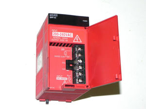 全新三菱<span class=keywords><strong>PLC</strong></span> Q系列电源Q61P-A1