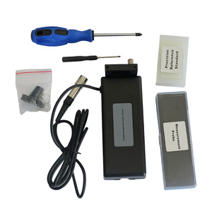 Tester digitale di rugosità superficiale SRT-6210S di misurazione a più parametri per la misurazione Ra, Rz, Rq, Rt con funzione di memoria - Product Image 1