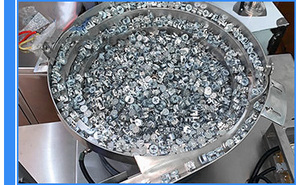 Máquina empaquetada combinada automática de piezas pequeñas, arandela de tuerca de tornillo, máquina de embalaje de bolsitas de clasificación de conteo de clavos - Product Image 4