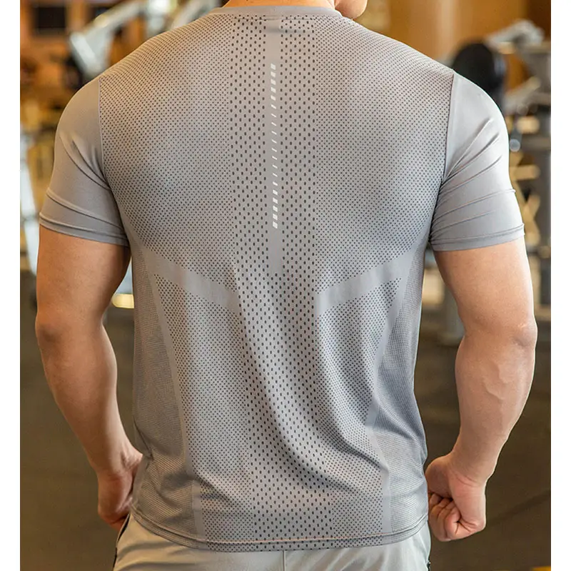 Camiseta esportiva de fitness slim fit, roupa de treinamento masculina para academia e corrida de secagem rápida