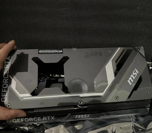 MSI RTX 4090 VENTUS 3Xシリーズグラフィックスカードヒートシンク冷却ファンに使用されるオリジナル (不良PCBボード付き) - Product Image 2