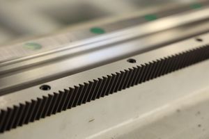 Factory Price 5 <strong>Axis</strong> <strong>Cnc</strong> <strong>Router</strong> Machine <strong>With</strong> Rotating Head - Product Image 6