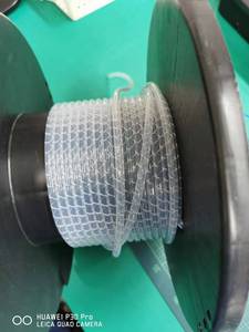 ท่อ PTFE แบบเกลียวที่มีความยืดหยุ่นท่อเทฟลอนดูดซับความชื้นต่ำมาก