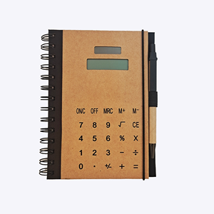 Langes, hochwertiges, multifunktion ales, individuelles Spiral-Notebook mit Solarenergie rechner und Stiftset - Product Image 1
