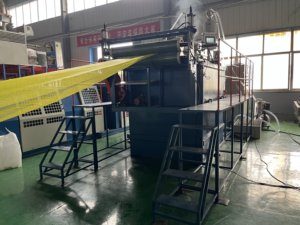 Rete piatta in plastica estrusa Pp/hdpe, rete per acquacoltura estrusa in hdpe, linea di plastica a maglie piatte