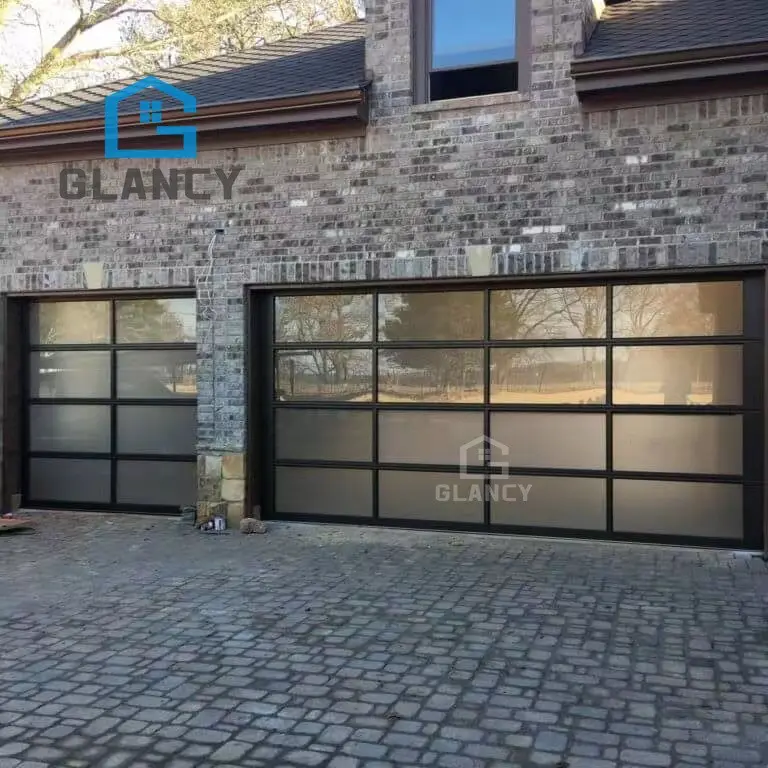 Vista completa americana para casas Sección Panel moderno Aluminio Vidrio Motor automático Puerta de garaje