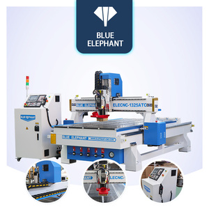 Herramienta de cambio automático de madera de 4 ejes, enrutador cnc, máquina cortadora de tallado de madera CNC, doble cabezal para carpintería en Arabia Saudita - Product Image 2