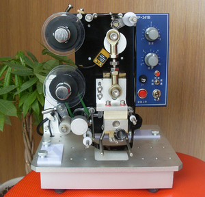 Stampante per data di codifica elettrica semiautomatica facile da usare HP-241b macchina da stampa a nastro a colori - Product Image 4