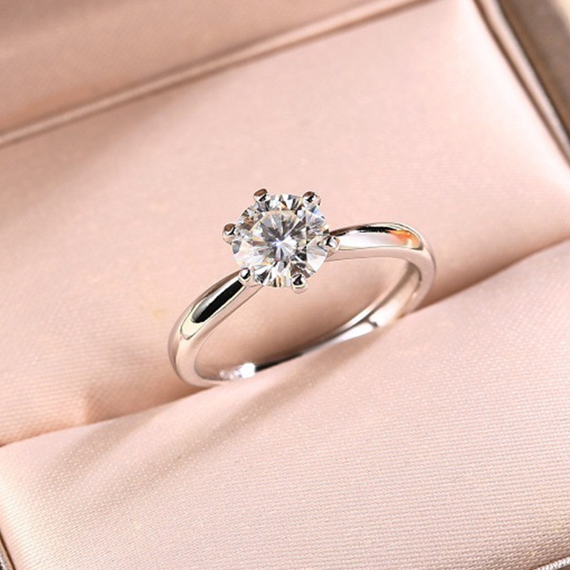 K005 White CZ
