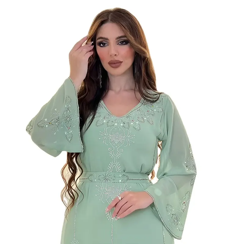 20245076 Vestido modesto Dubai Abaya Caftan para festas árabes muçulmanas vestidos marroquinos Kaftan