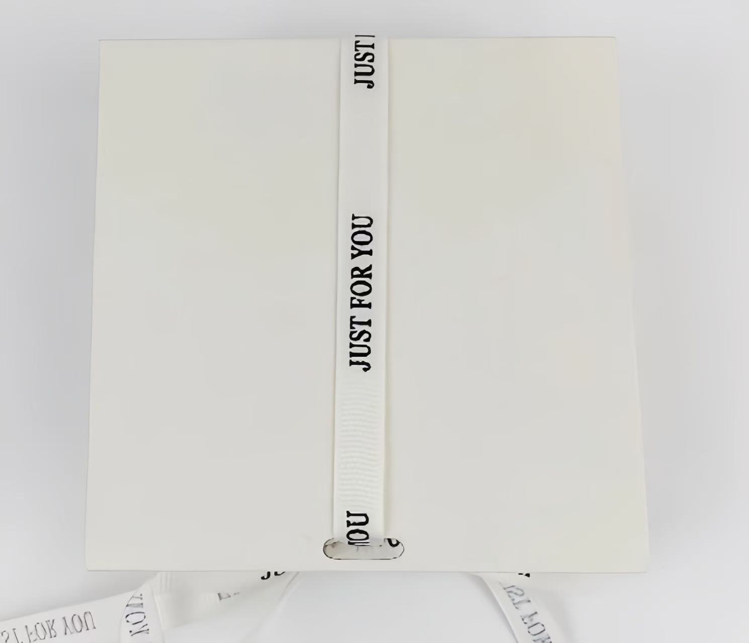 Beige de imán (contiene esponja y papel ácido)