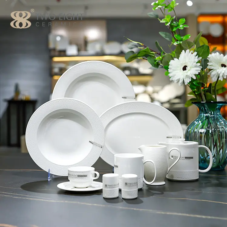 Hot Sale White Porcelain Dinnerware Sets Hotel Ceramic Plate Chargers Porcelain Tableweare Sets Plate For Restaurant