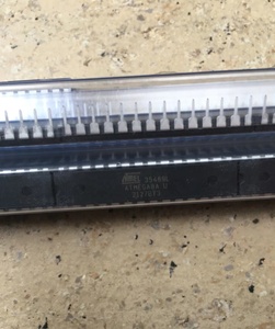 ATMEGA8A-PU ATMEGA8L-PU DIP28 importierten 8-Bit 8K programmier baren Flash-Speicher mit hoher Qualität und niedrigem Preis