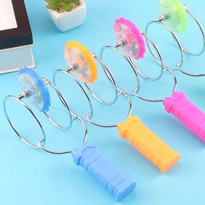 Bánh Xe Con Quay Hồi Chuyển Từ Tính Mới Đèn LED Xoay Thần Kỳ Đèn LED Nhiều Màu Sắc Cho Trẻ Em Con Quay Hồi Chuyển Từ Tính Bánh Xe Quay Tay - Product Image 2