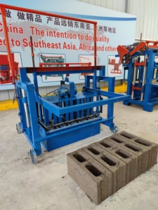High Yield and Cost-efficiency Interlocking <strong>Block</strong> <strong>Machine</strong> Automatic With Mobile Wheels Egg-laying Brick <strong>Maker</strong> - Product Image 3