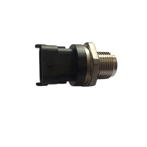 正品发动机零件自动传感器 5260246 2831362 5297641 QSB6.7 用于挖掘机/轮式装载机的共轨压力传感器 - Product Image 1