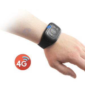 GPS smart tracker e localizzatore con codice open source per bambini 4g smartwatch anti-perdita di rilevamento di caduta dal vivo braccialetto GPS 4G - Product Image 1
