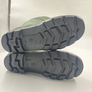 พีวีซีพลาสติกความปลอดภัย Gumboots ผู้ชายเข่าสูงพรางรองเท้ากันฝนกันน้ํา - Product Image 6