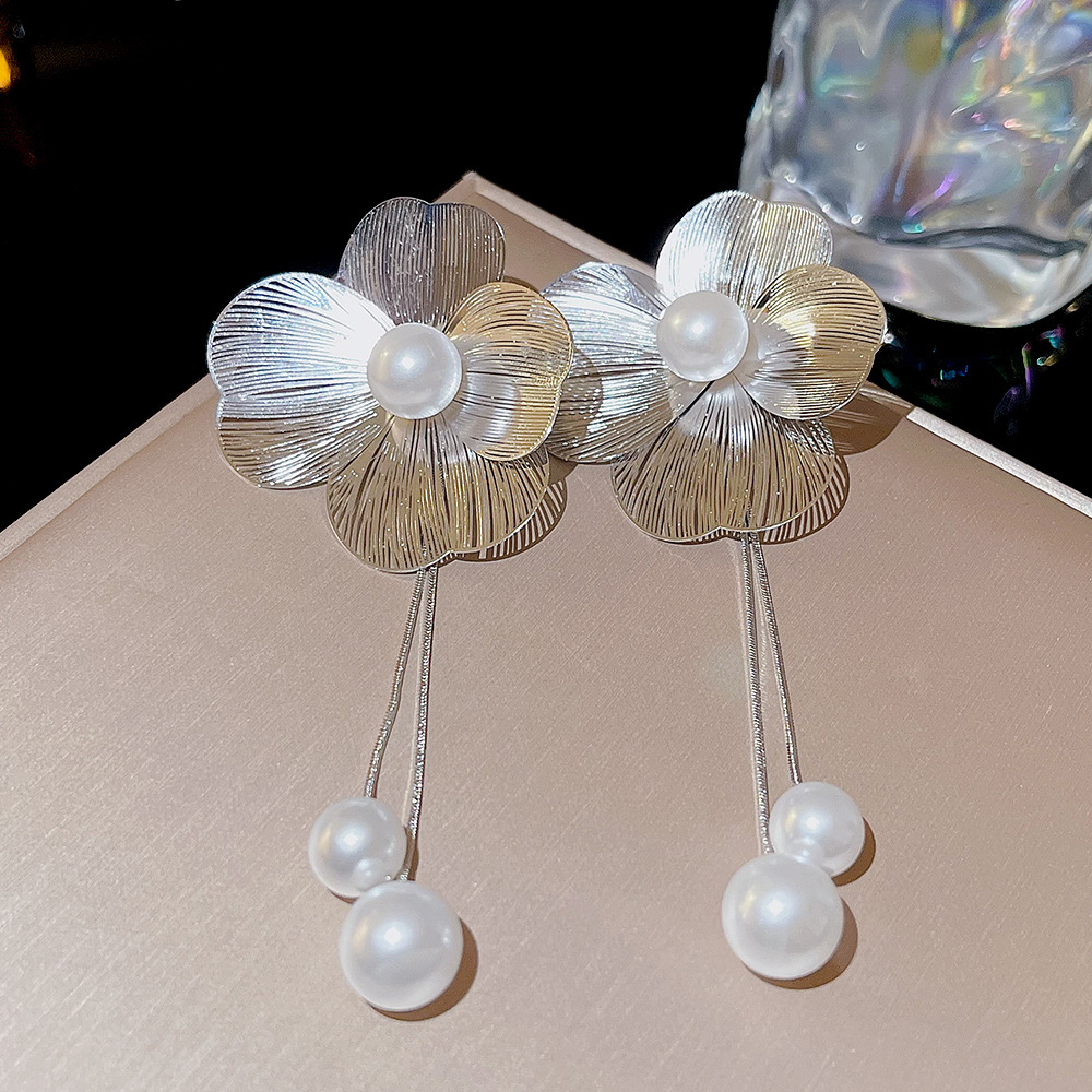 E0402 argent, aiguille argentée