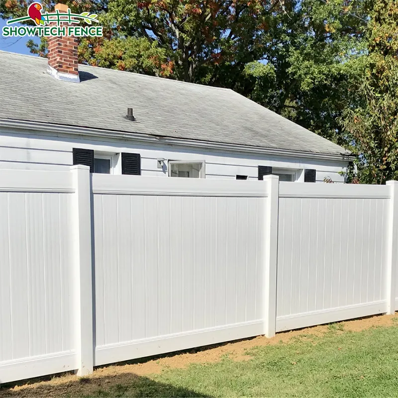 Blanco barato 6 pies de los paneles de la cerca de privacidad con puestos de venta al por mayor de 8ft Jardín de plástico de pvc gris valla de privacidad