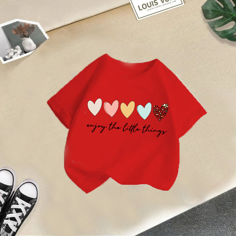 Manches courtes love lettre rouge