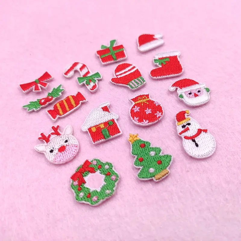 Caadhy New Design Christmas Patch Cute Little Patches Stick on Gift Merry Christmas Embroidery Patches