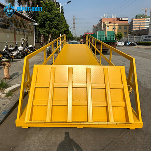 8t-20t <strong>Dock</strong> Ramp Mobile <strong>Loading</strong> Yard Ramp Movable <strong>Dock</strong> <strong>Leveler</strong> Customized Heightened Guardrails on Both Sides