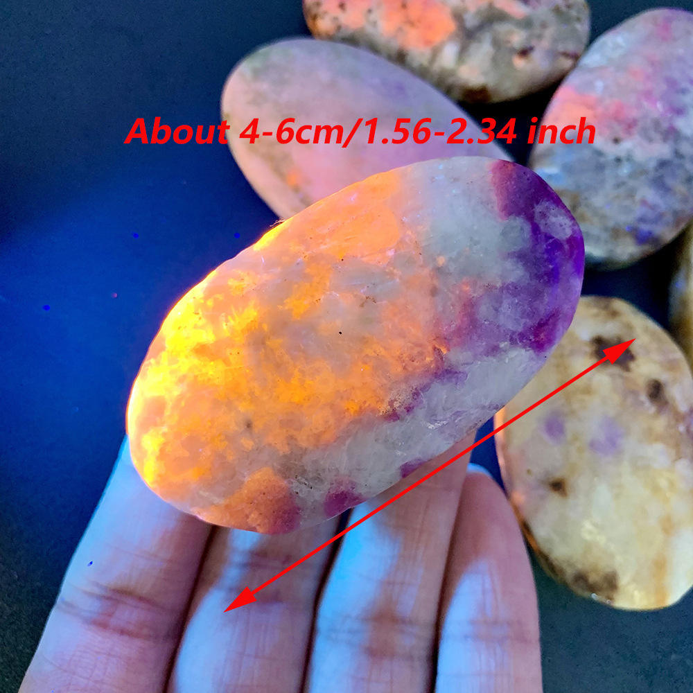 Lepidolite Viola Palmare