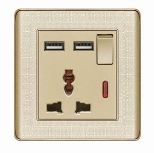 Enchufe universal multifunción, toma de corriente con puerto usb