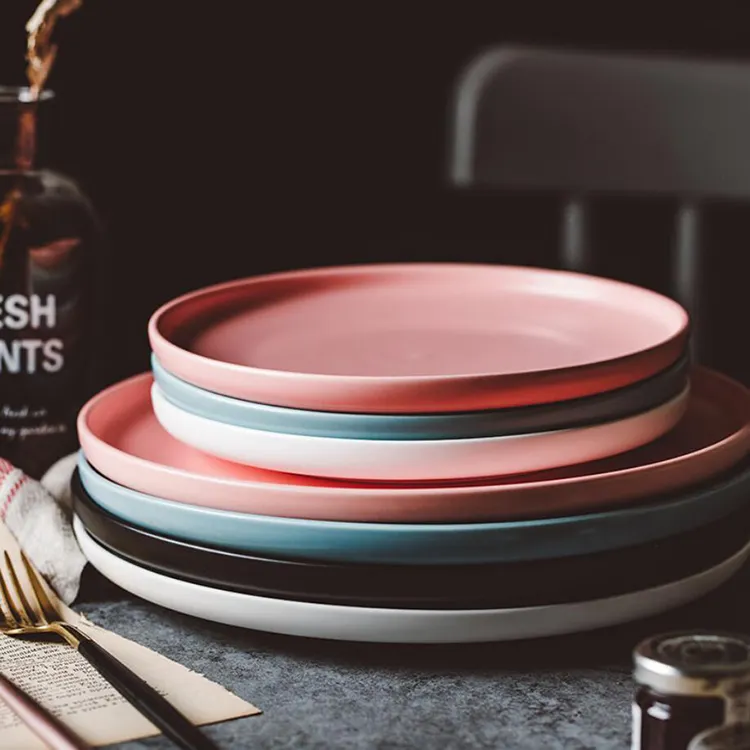 Nordic Meerdere Kleur Blauw Roze Zwarte Plaat Sets Servies Pasta Salade Diner Keramische Platen Voor Restaurant