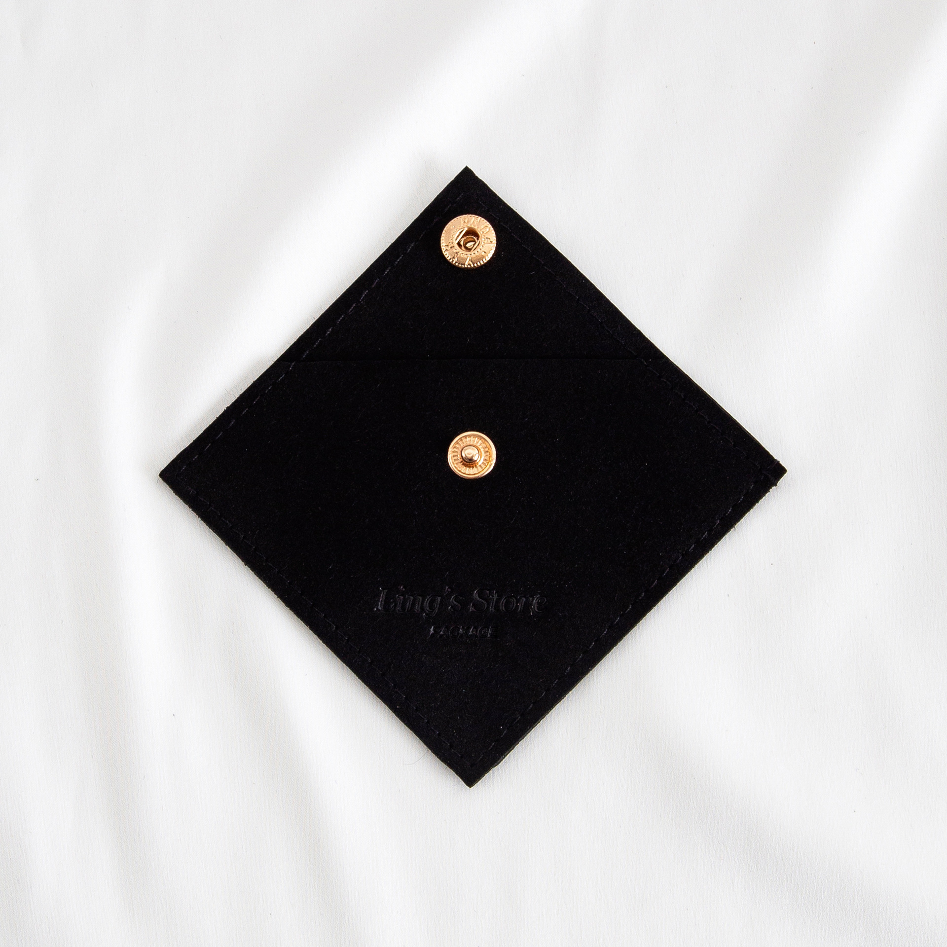 Black (in stock, no logo)