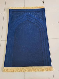 聚酯伊斯兰祈祷地毯地毯不同图案可清洗家庭穆斯林清真寺祈祷垫 - Product Image 6