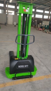 半自动电动自动堆垛机提升1000公斤货物。 - Product Image 5