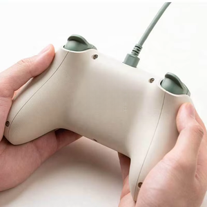 Controlador de Gamepad con cable USB con joysticks de efecto Joystick y controladores negros Categoría de producto