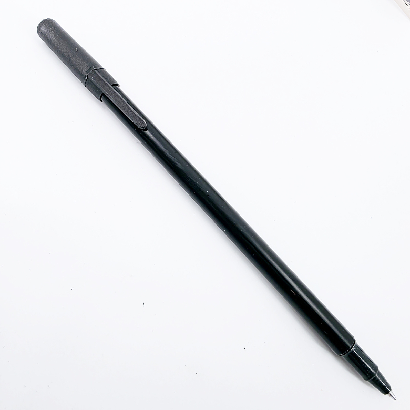 G0061 Stylo à billets fin à double extrémité