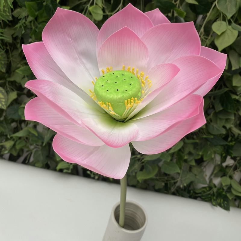 4# Large flowers-light pink