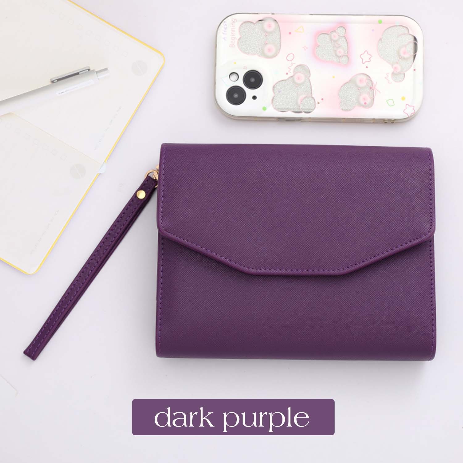 Morado oscuro