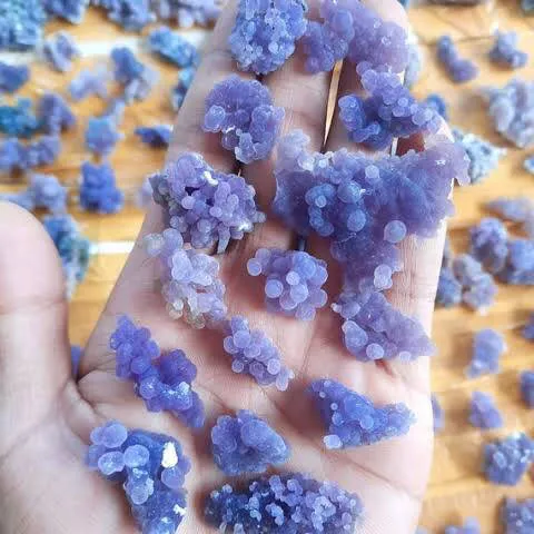 Commercio all'ingrosso di alta qualità naturale di uva agata esemplare di cristallo di pietra viola di cristallo di pietra di cristallo di agata