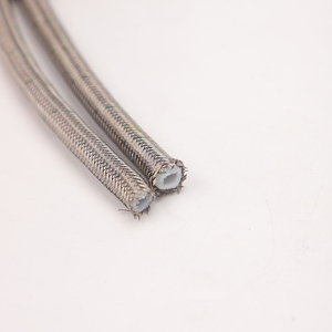 ท่อ PTFE แบบเรียบแรงดันสูง100 R14พร้อมเกลียวเหล็ก - Product Image 1