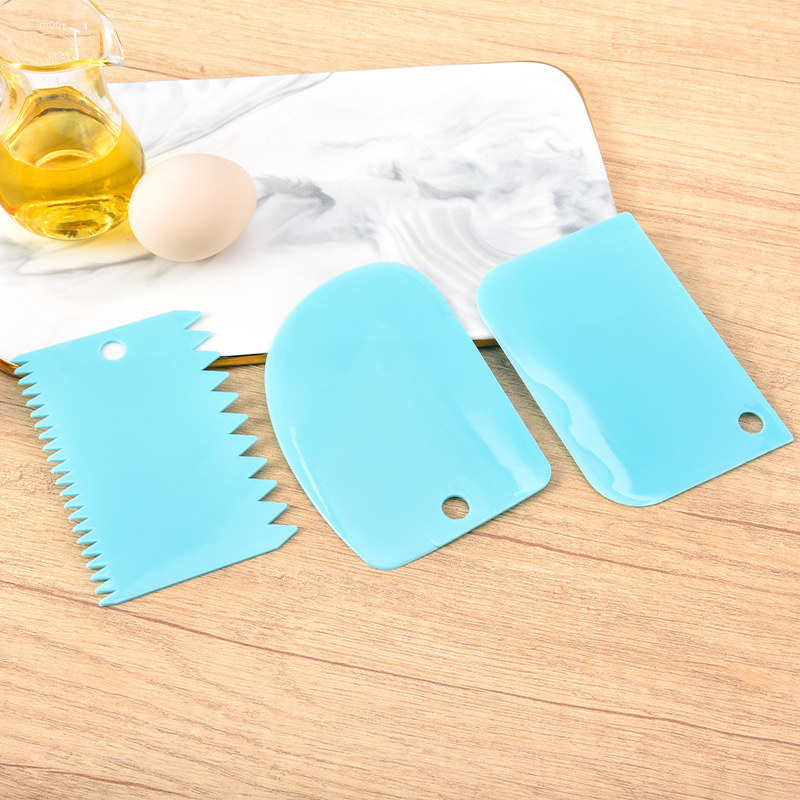 3-piece plastic scraper set